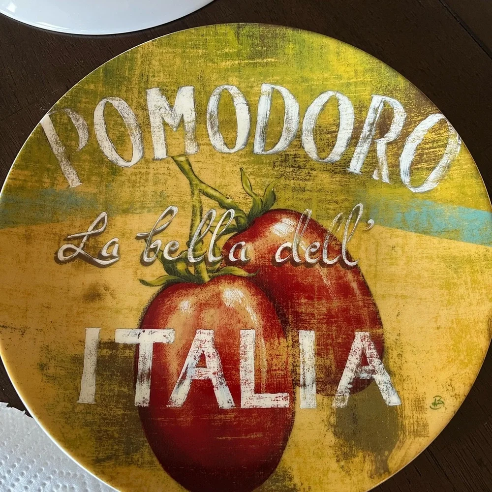 Set/4 Pier 1 Imports Ceramic 8.25” Plates Italian Tomato Fresh Market variety.